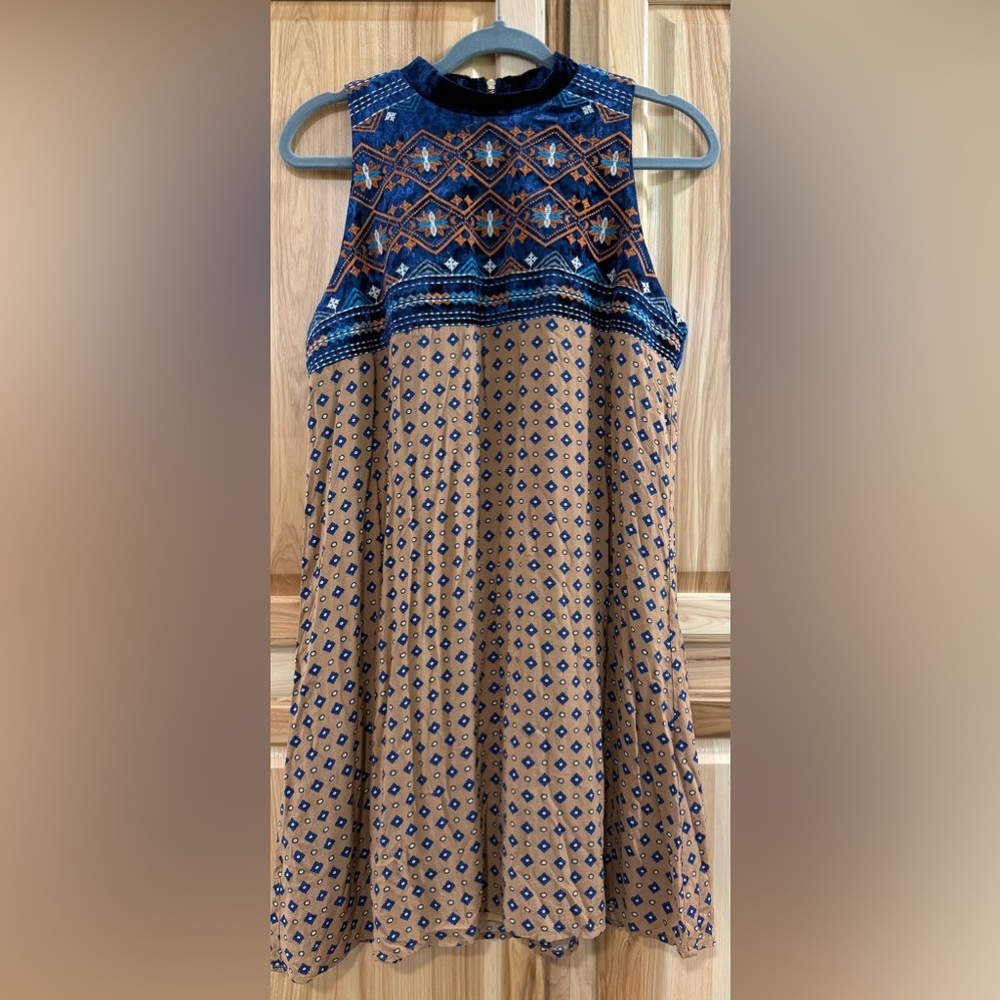 THML Anthropologie Sleeveless Bohemian Indie Gypsy Velvet Embroidered Dress